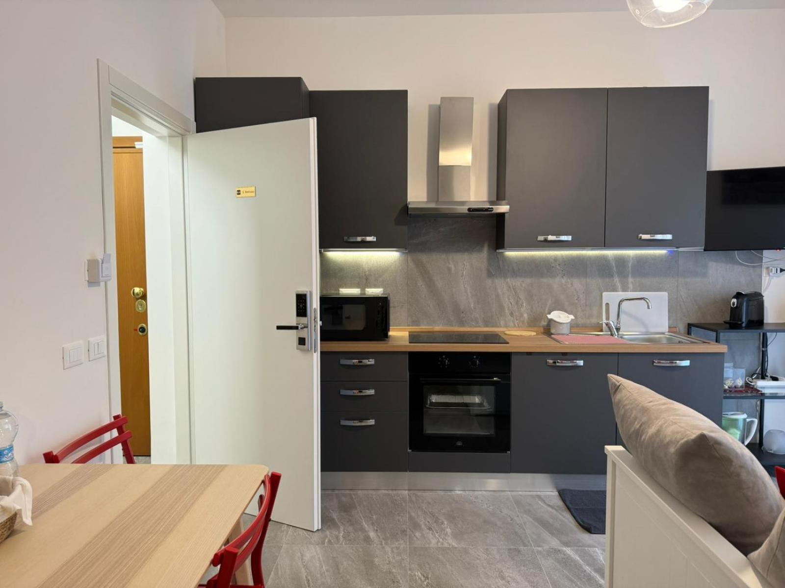 Bologna Homes Экстерьер фото